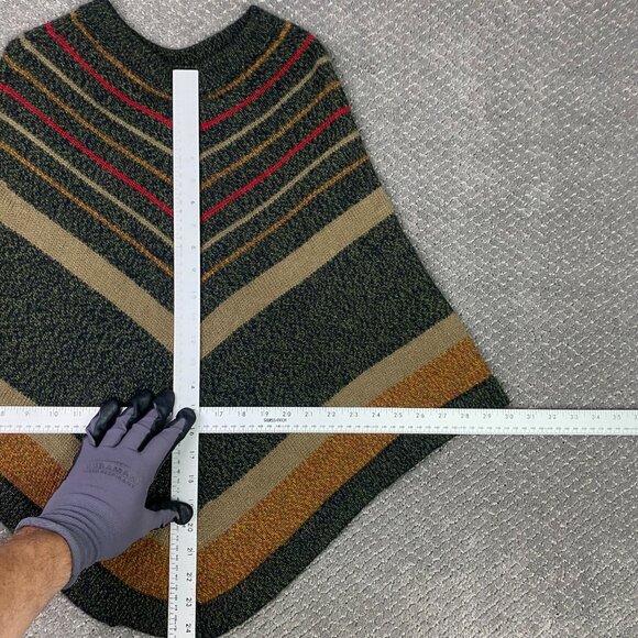 American South Side Alpaca Wool Poncho Made in Peru Green Shawl Shrug Sweater - Picture 4 of 8